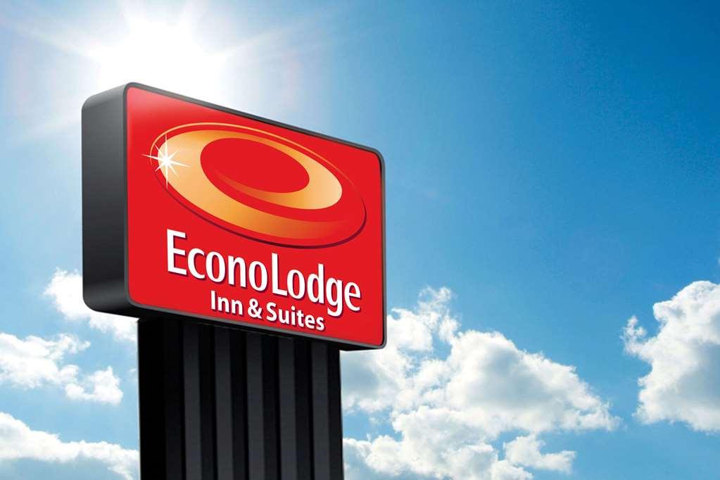 Econo Lodge Inn & Suites Abilene Exterior photo